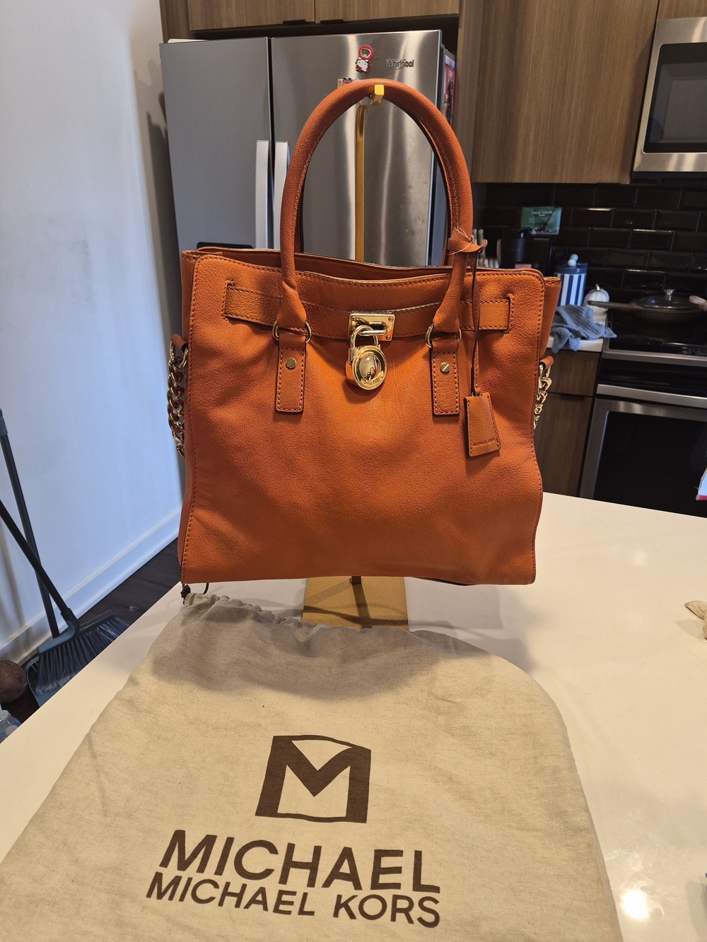 Michael Kors Hamilton Large Tote Handbag Embossed Leather Mocha Gold Hardware